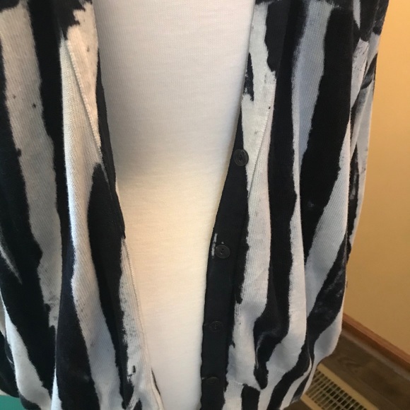 NWT Stars and Stripes Sweater - Picture 8 of 11